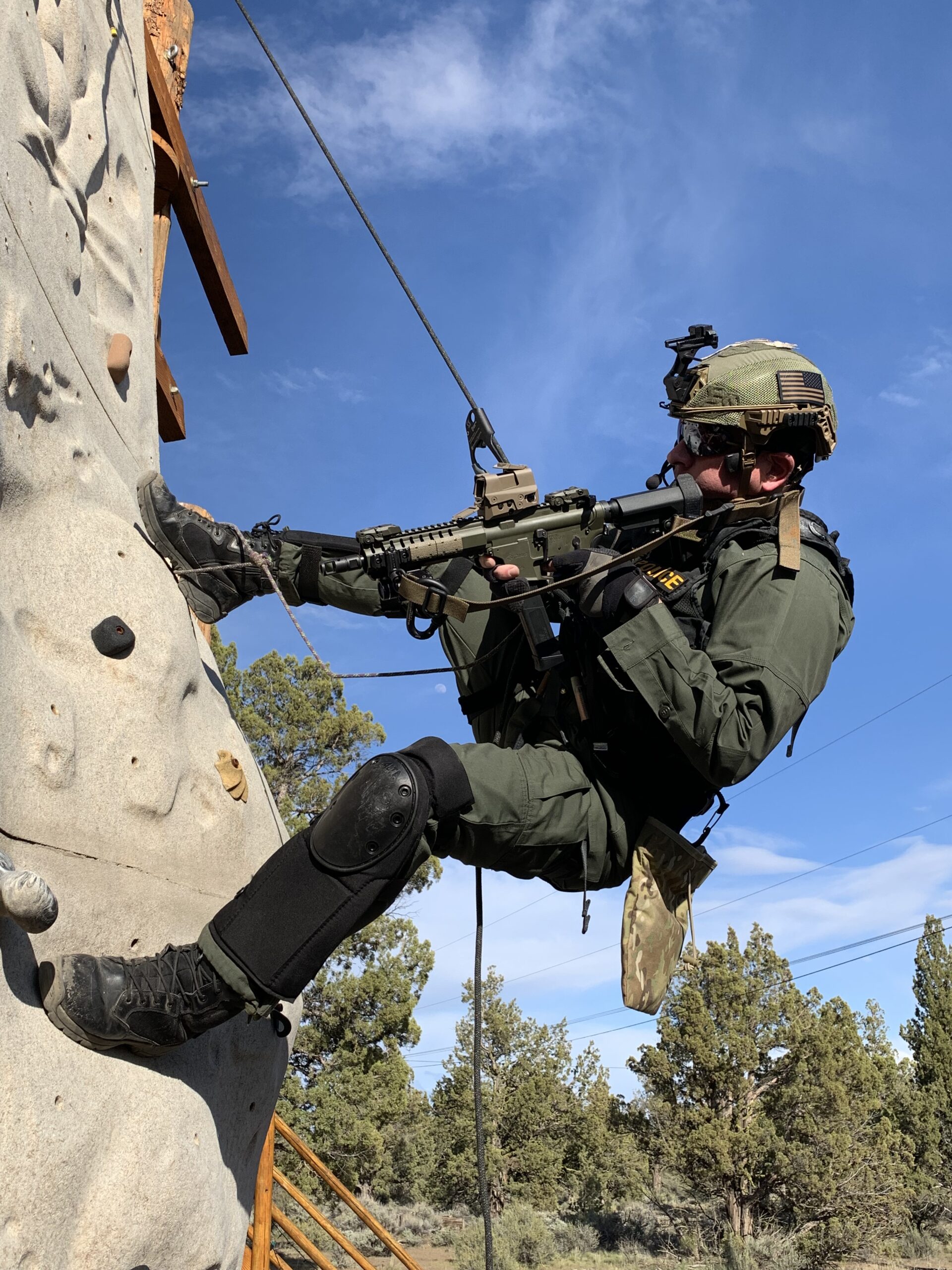 Learn How to Rappel 01, Rappelling Equipment, ITS Tactical